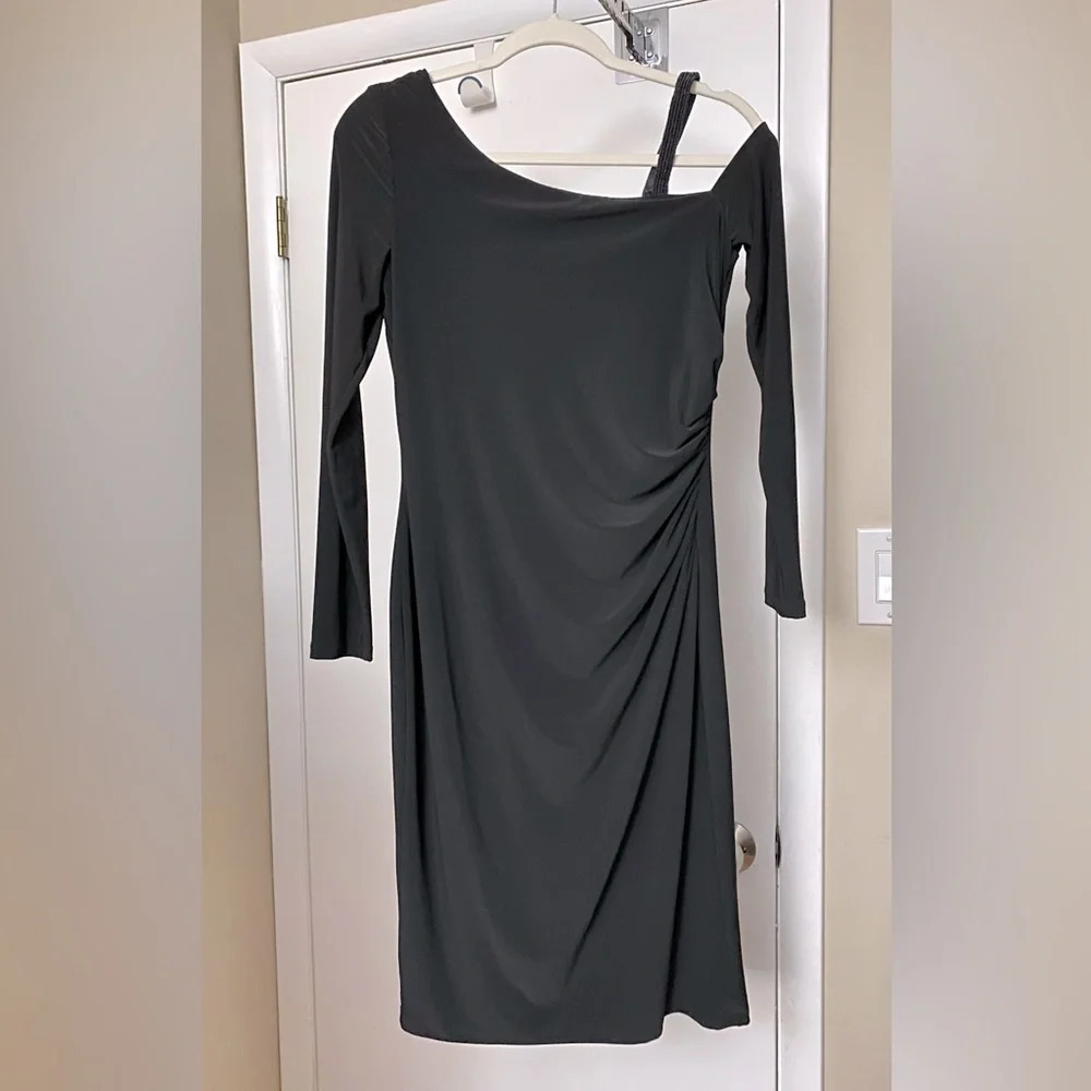 Lauren Ralph Lauren Dress Black Long Sleeve One Cold Shoulder Size 6